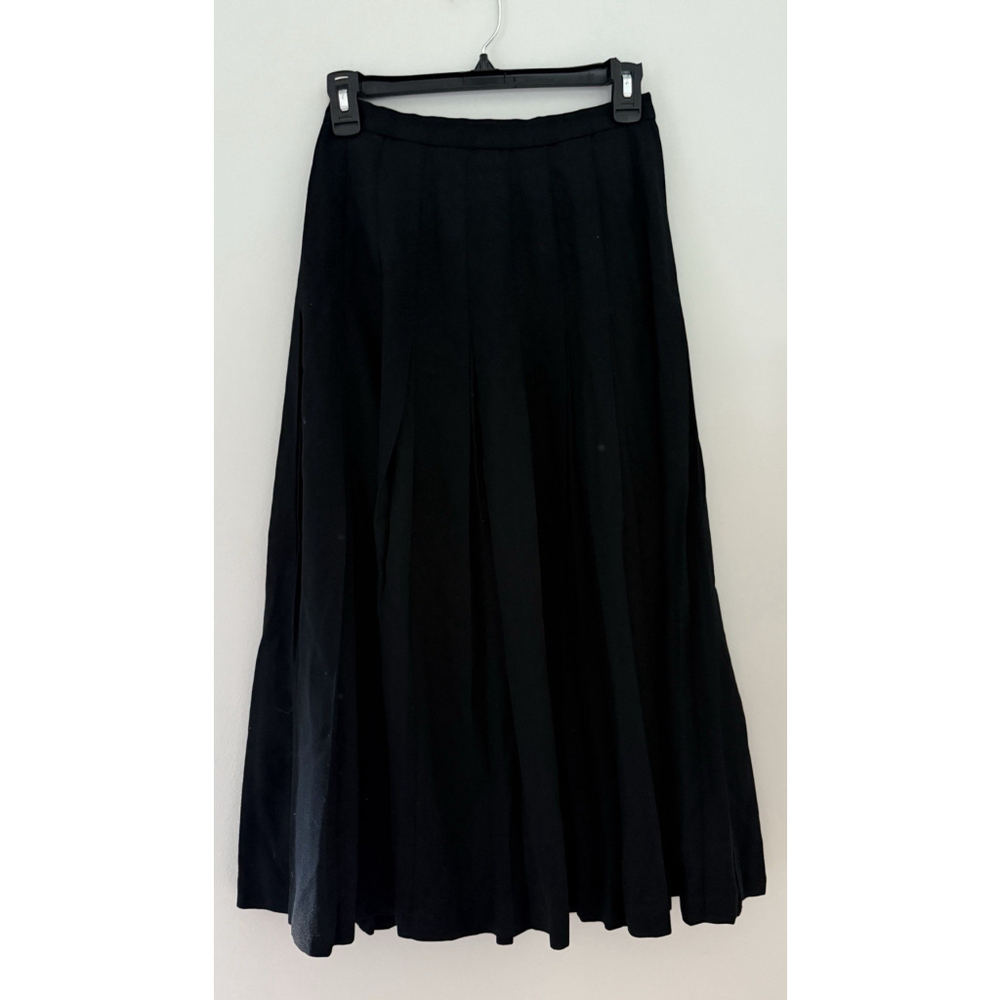 Vintage 100% Worsted Wool Evan Picone Black Unlined Skirt Zip Size 4 Workwear